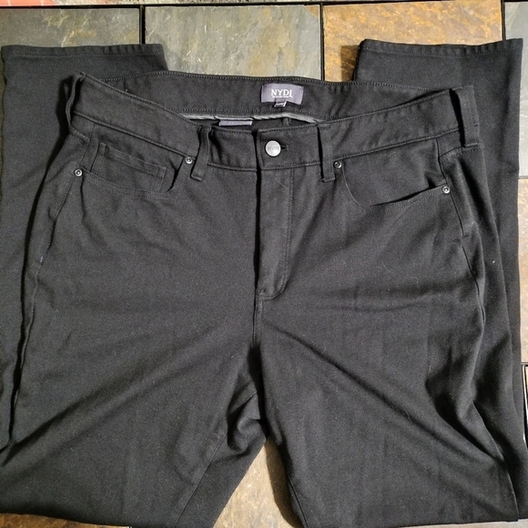 NYDJ Pants - Nydj black Marilyn pull ons